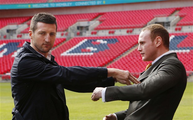 Froch_Groves_shove